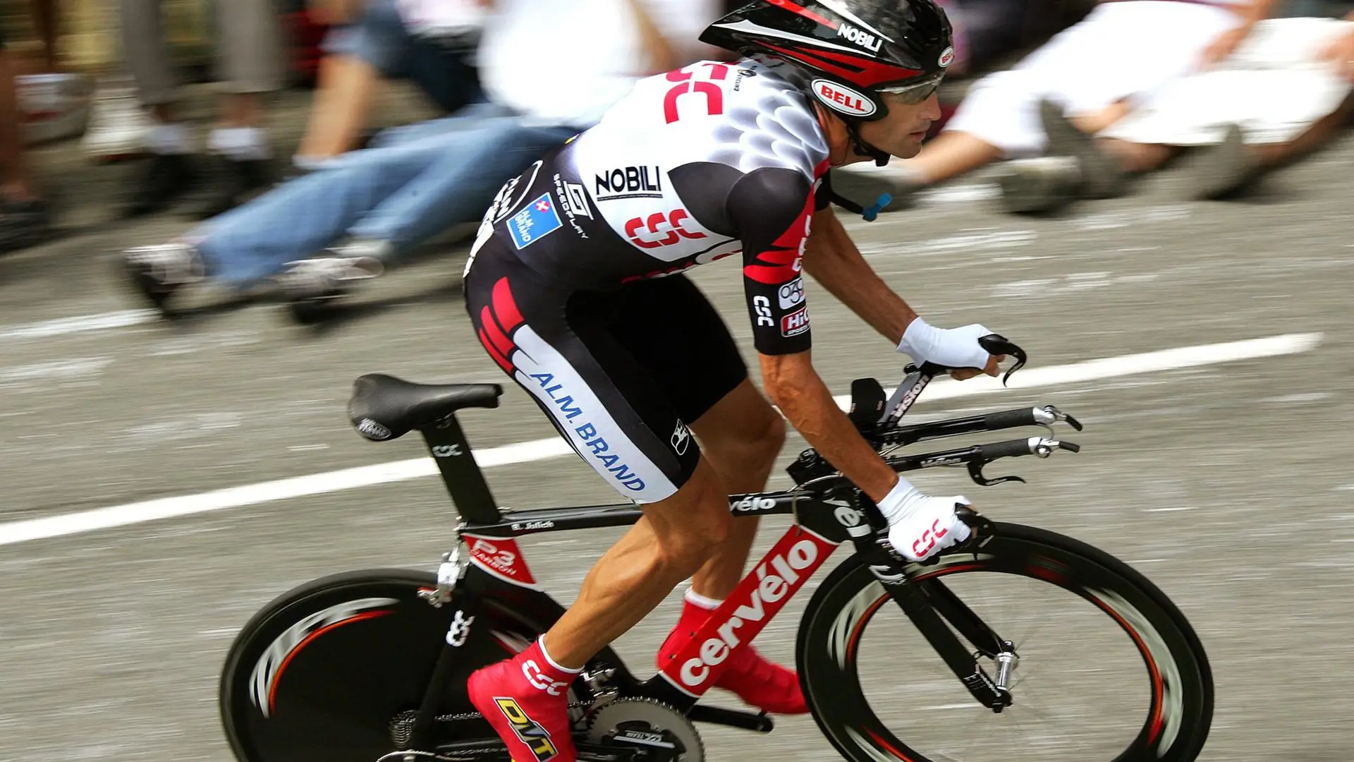 踢毽子挑战赛：中华传统韵味，踢毽子比赛游戏规则